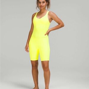 Lululemon Athletica Align 8” Electric Lemon Bodysuit 6 NWT